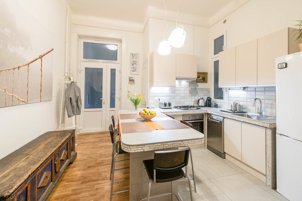Api Flat Apartment บูดาเปสต์ ภายนอก รูปภาพ